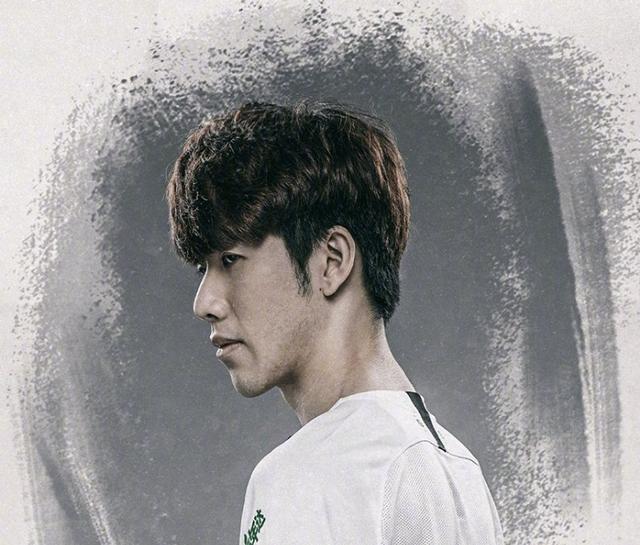 扮演着微妙 扮演着微妙