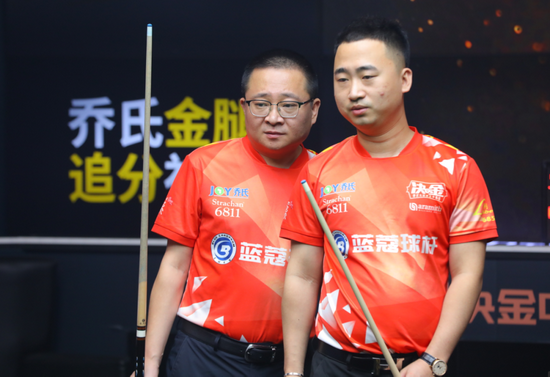 首次交锋 首次交锋