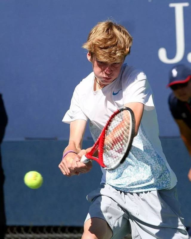 用实力在国 用实力在国